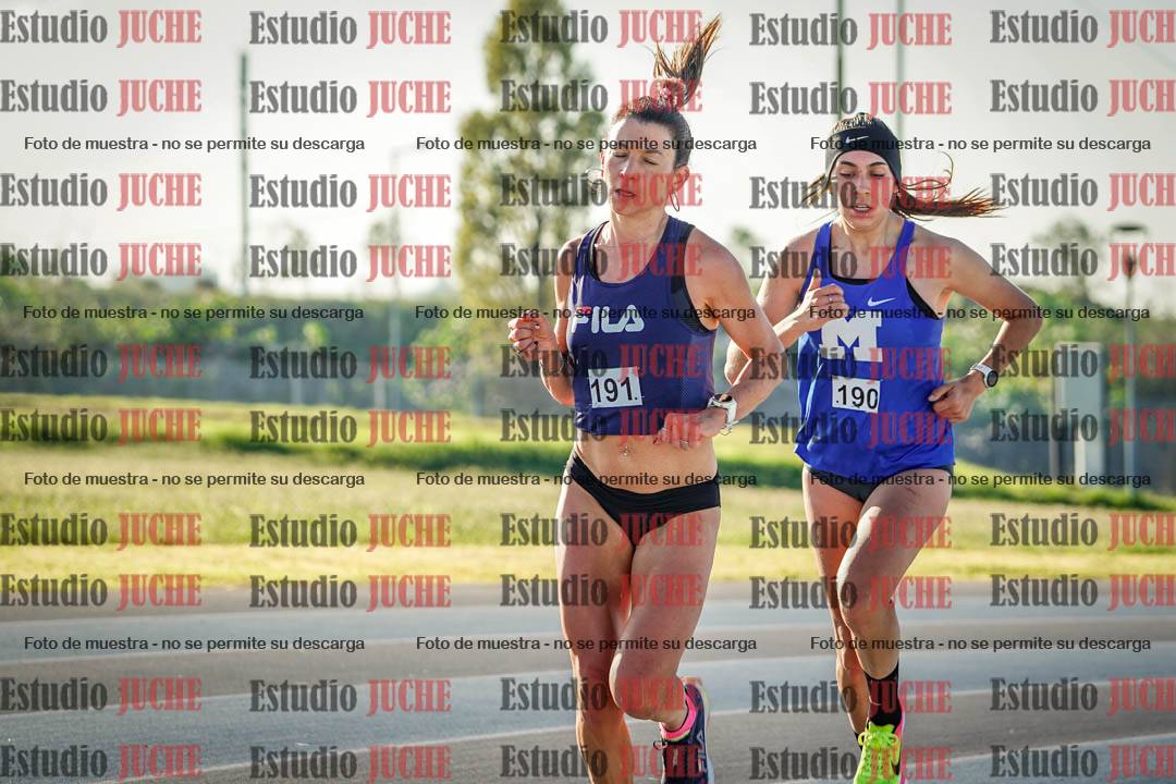 Fotos del desafío de la hora y 20km de mujeres y varones