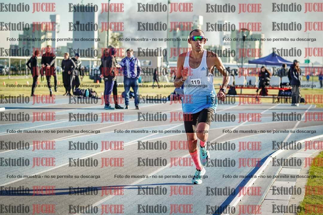 Fotos del desafío de la hora y 20km de mujeres y varones