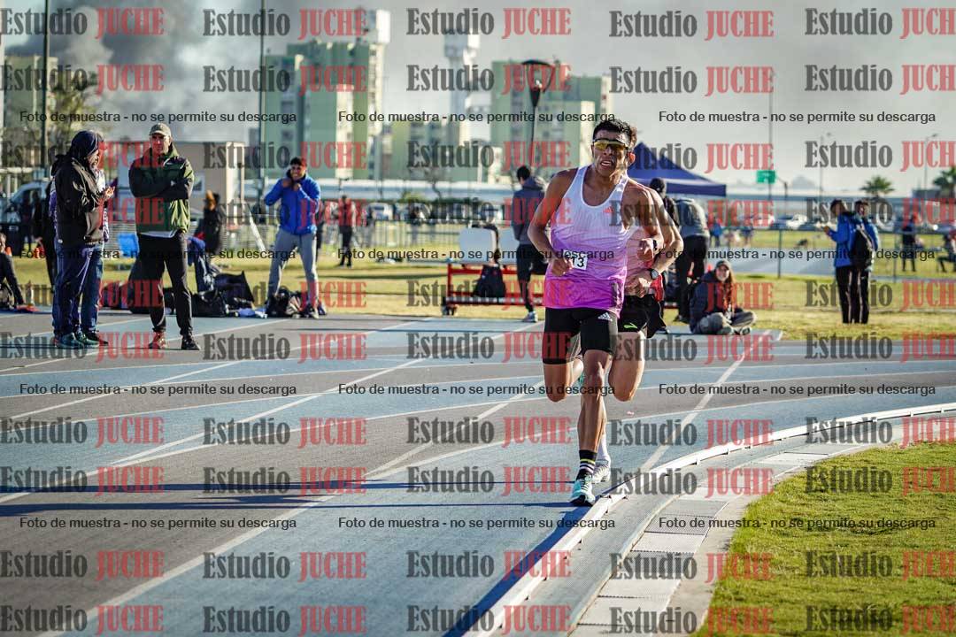 Fotos del desafío de la hora y 20km de mujeres y varones