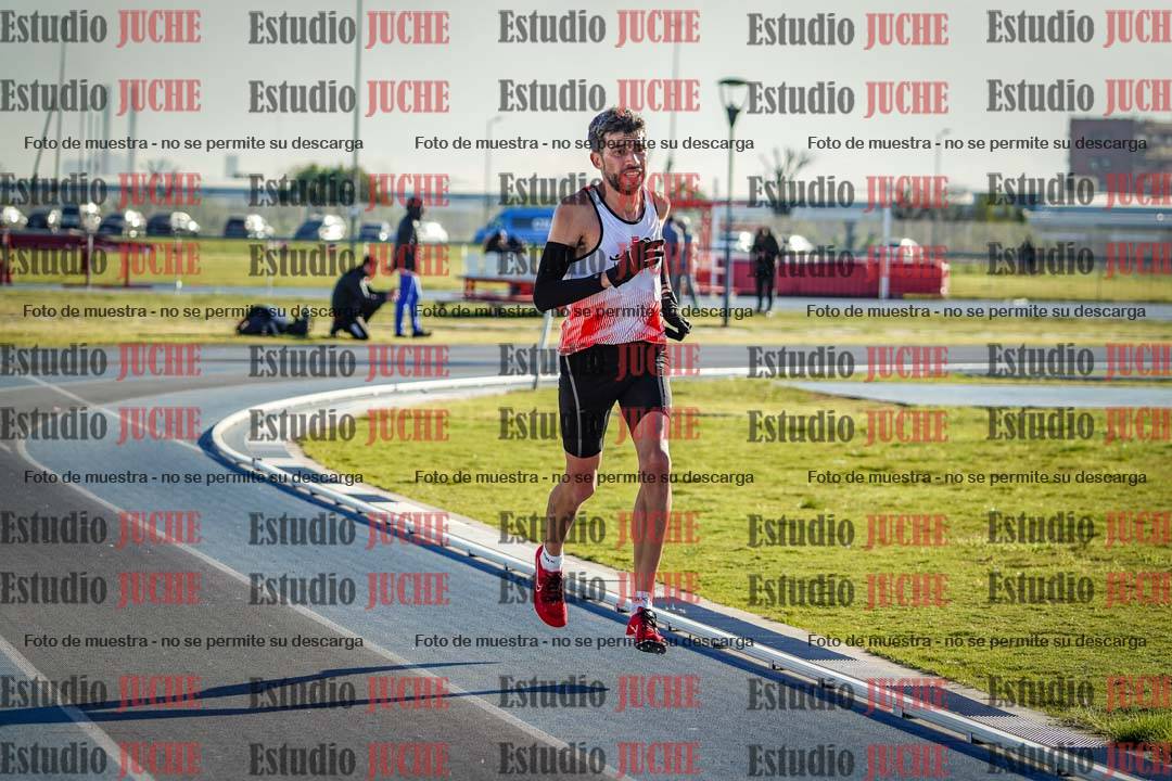Fotos del desafío de la hora y 20km de mujeres y varones