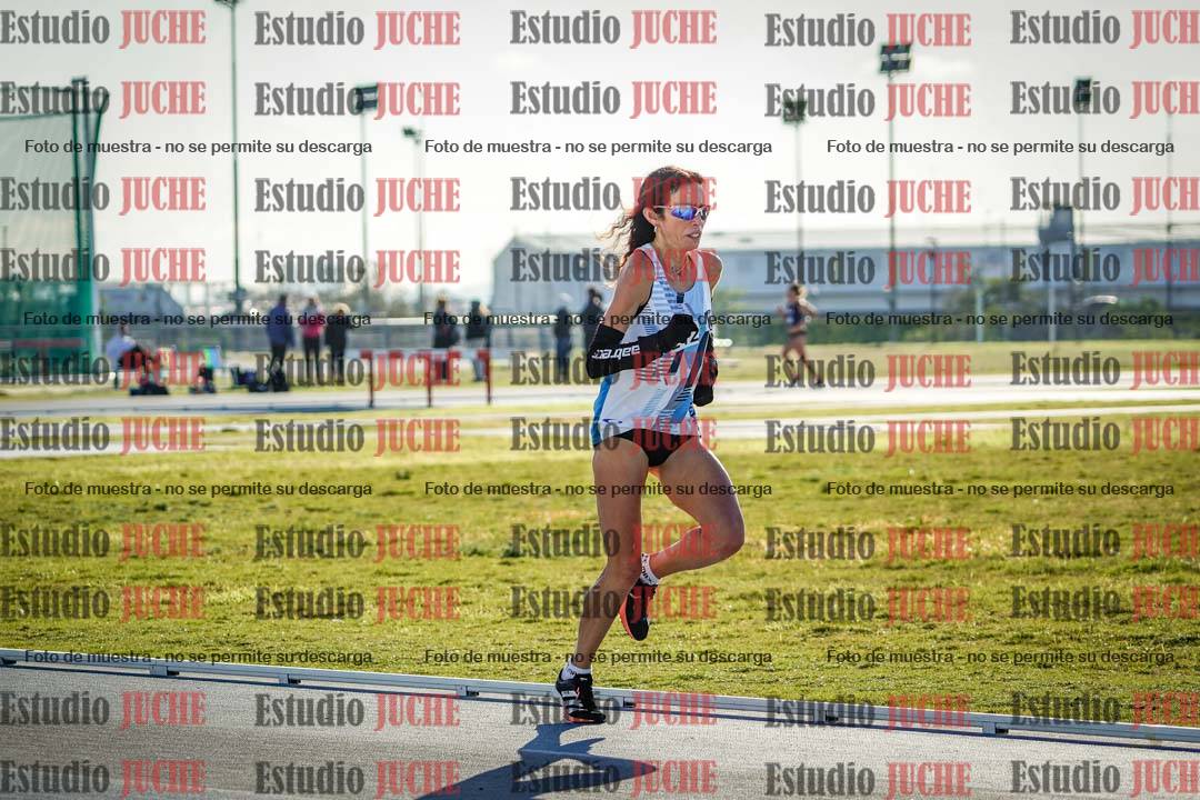 Fotos del desafío de la hora y 20km de mujeres y varones
