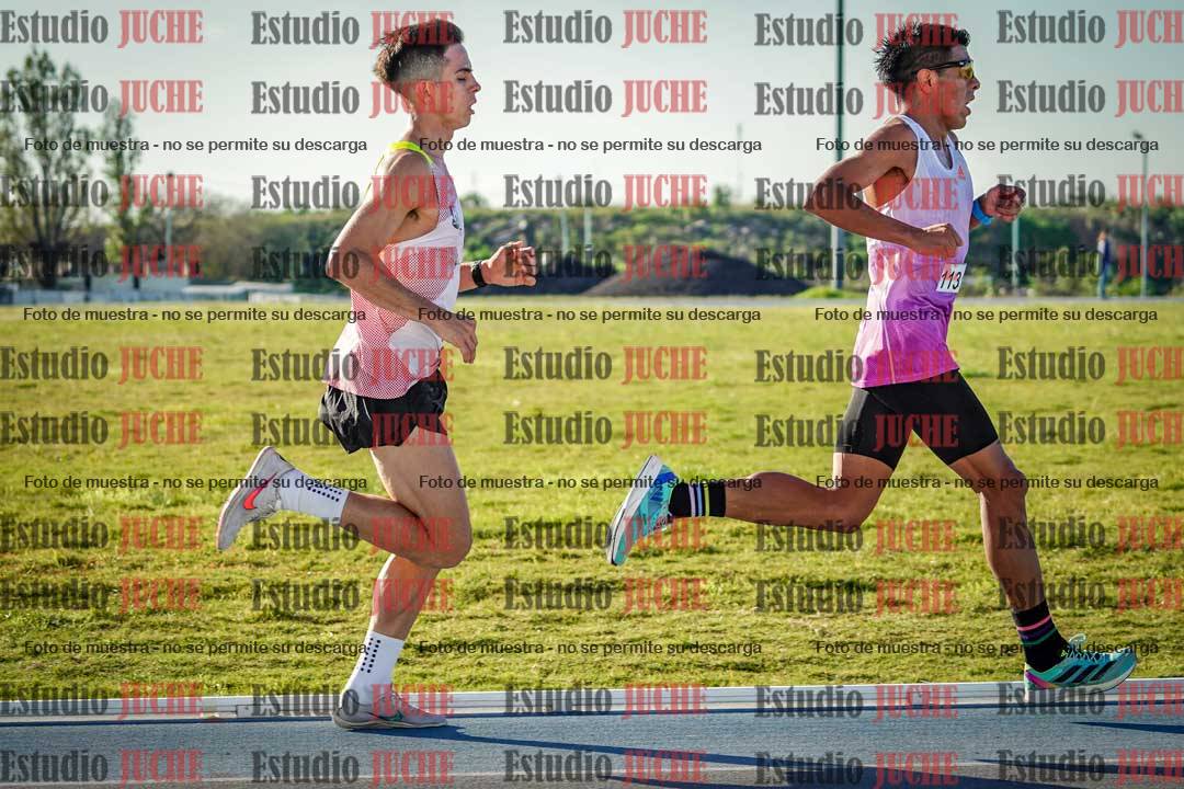 Fotos del desafío de la hora y 20km de mujeres y varones