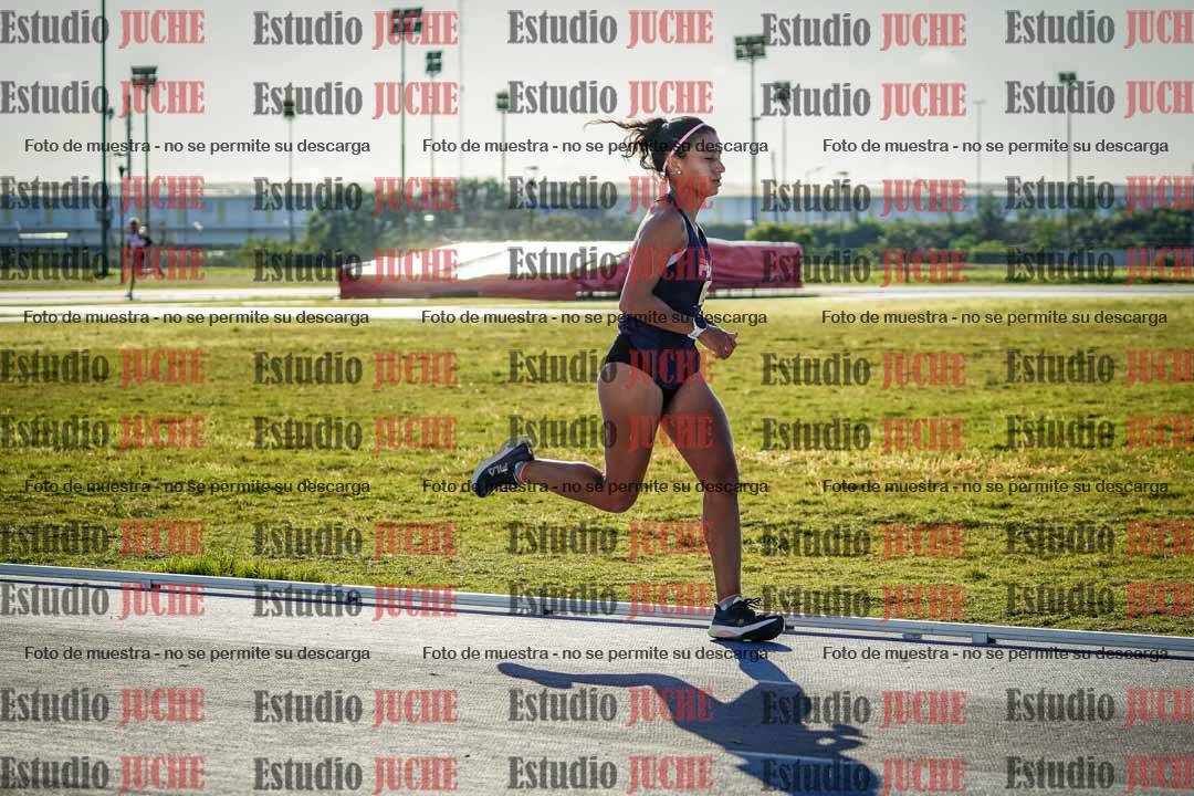 Fotos del desafío de la hora y 20km de mujeres y varones