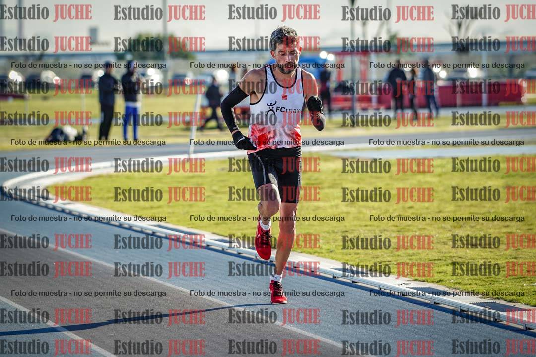 Fotos del desafío de la hora y 20km de mujeres y varones