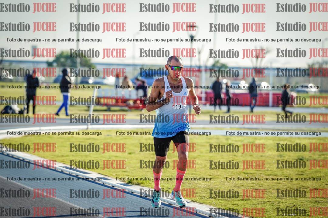 Fotos del desafío de la hora y 20km de mujeres y varones