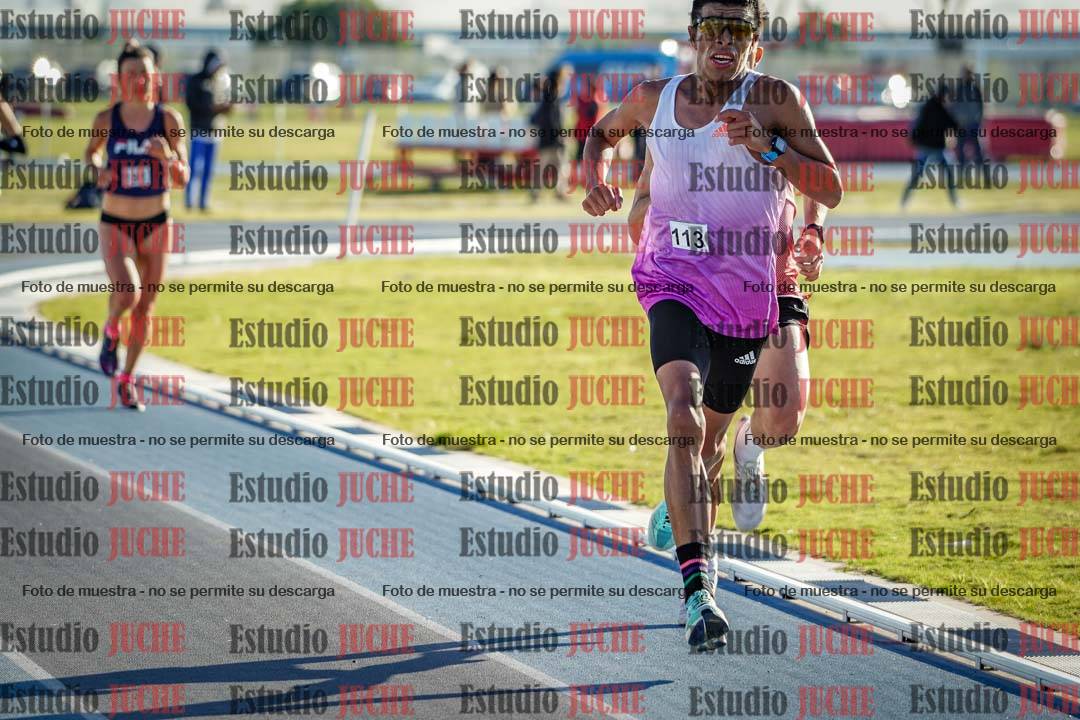 Fotos del desafío de la hora y 20km de mujeres y varones