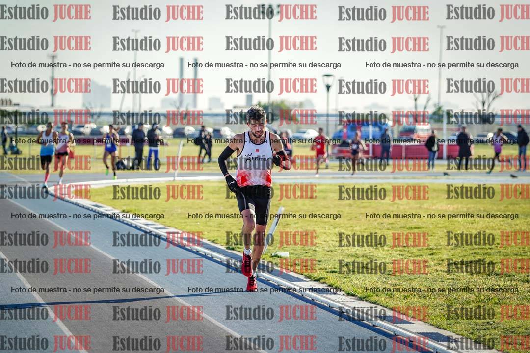 Fotos del desafío de la hora y 20km de mujeres y varones
