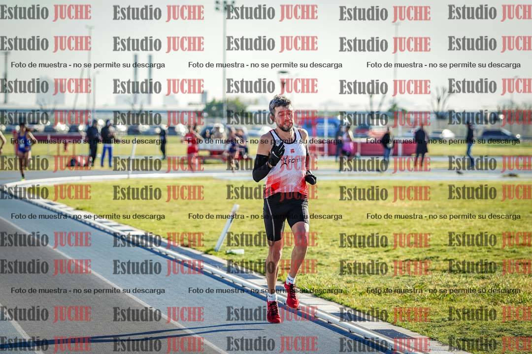 Fotos del desafío de la hora y 20km de mujeres y varones
