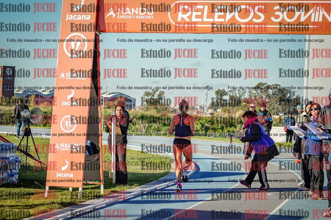 Fotos del desafío de la hora y 20km de mujeres y varones