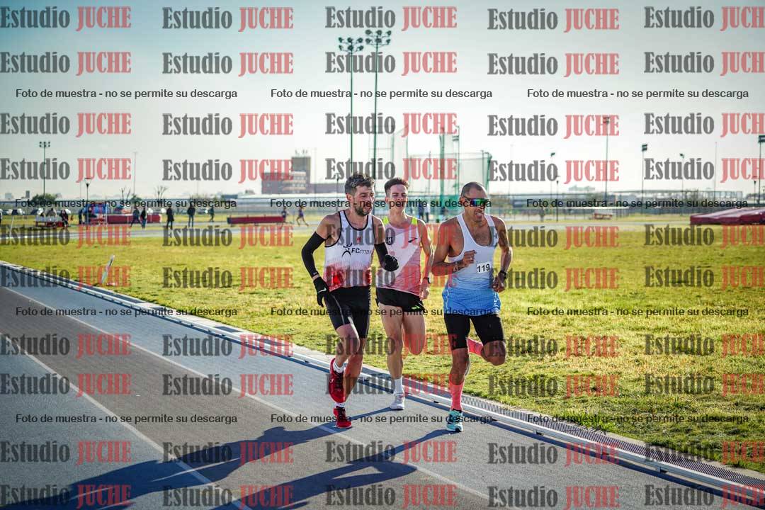 Fotos del desafío de la hora y 20km de mujeres y varones