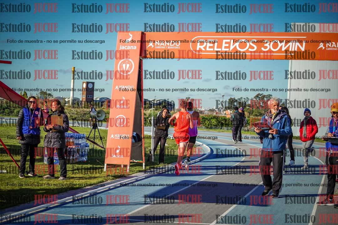 Fotos del desafío de la hora y 20km de mujeres y varones
