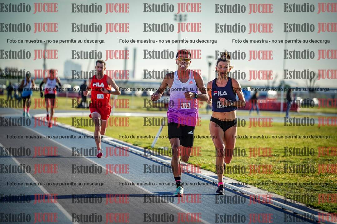 Fotos del desafío de la hora y 20km de mujeres y varones