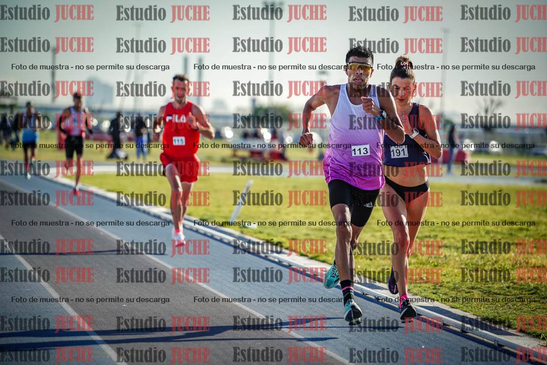 Fotos del desafío de la hora y 20km de mujeres y varones