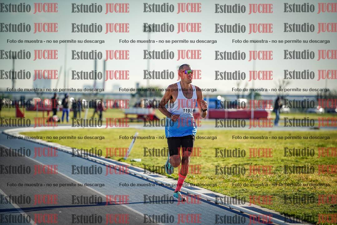 Fotos del desafío de la hora y 20km de mujeres y varones