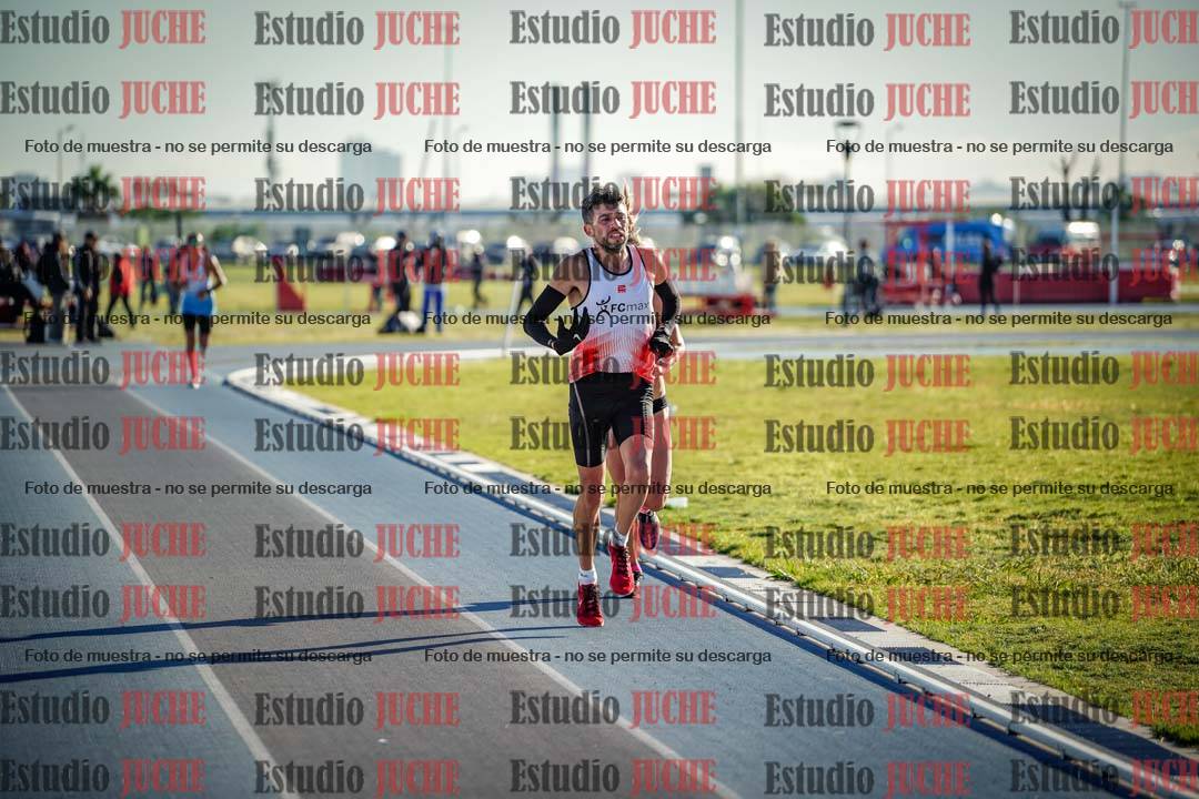 Fotos del desafío de la hora y 20km de mujeres y varones