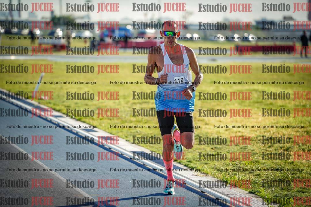 Fotos del desafío de la hora y 20km de mujeres y varones