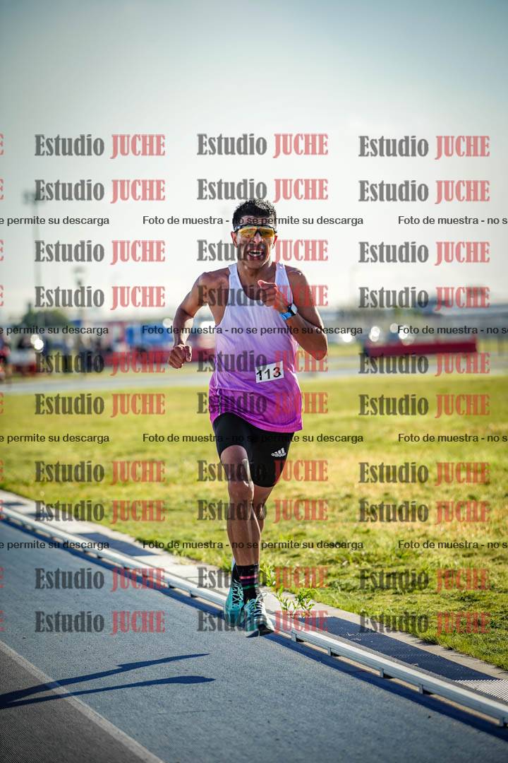 Fotos del desafío de la hora y 20km de mujeres y varones