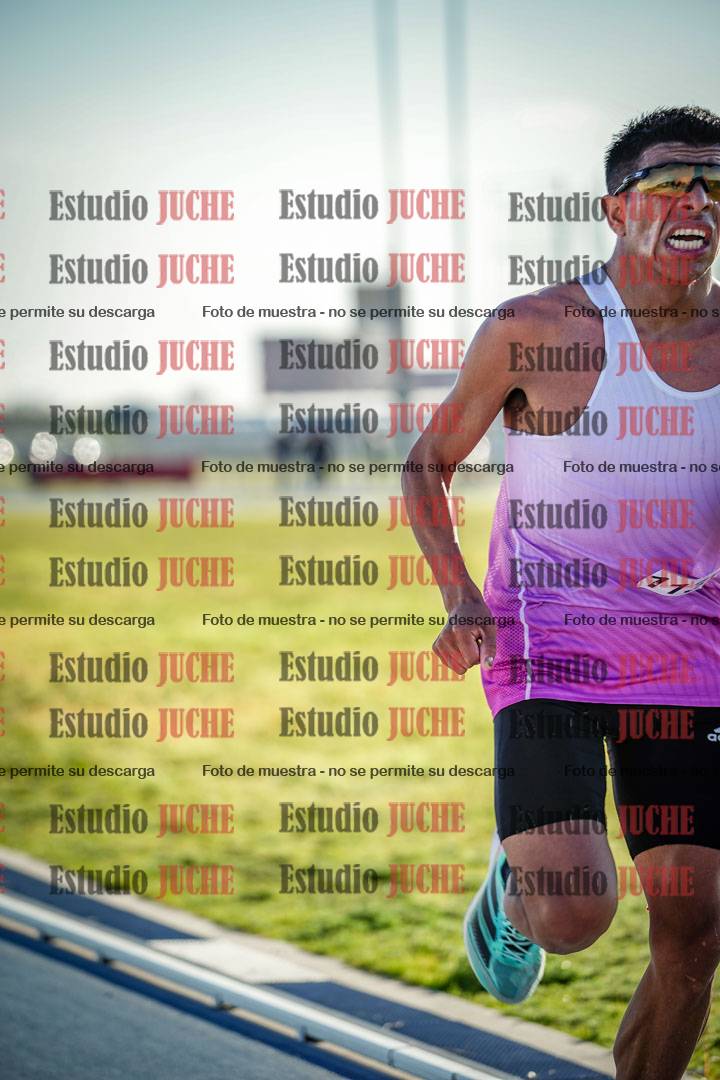Fotos del desafío de la hora y 20km de mujeres y varones