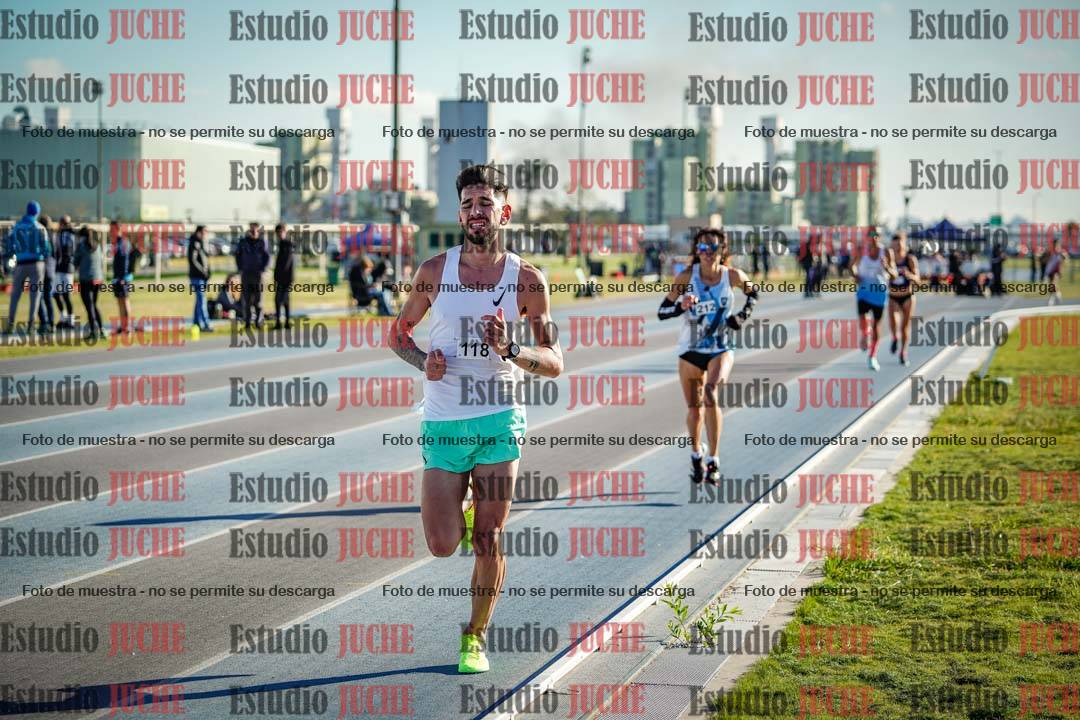Fotos del desafío de la hora y 20km de mujeres y varones