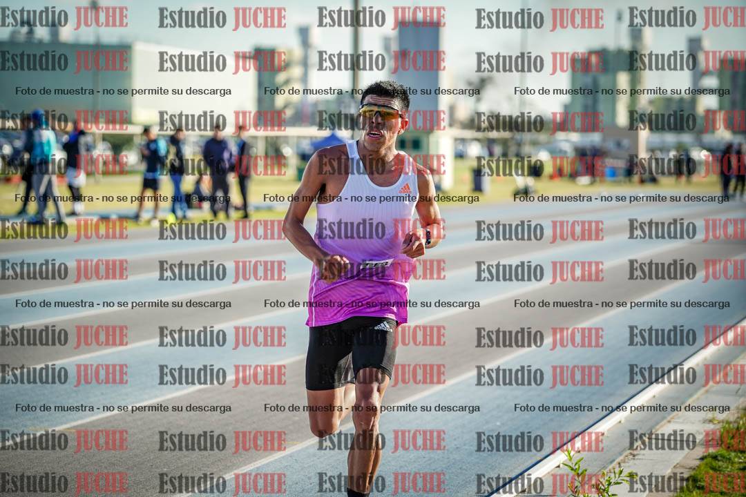 Fotos del desafío de la hora y 20km de mujeres y varones