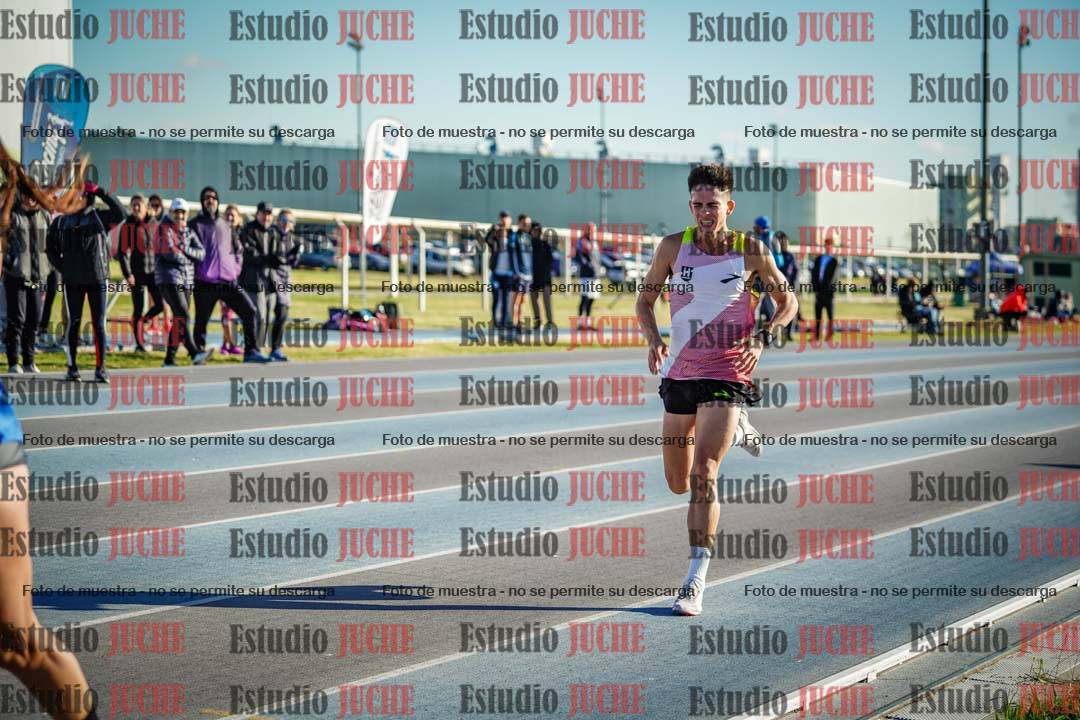Fotos del desafío de la hora y 20km de mujeres y varones