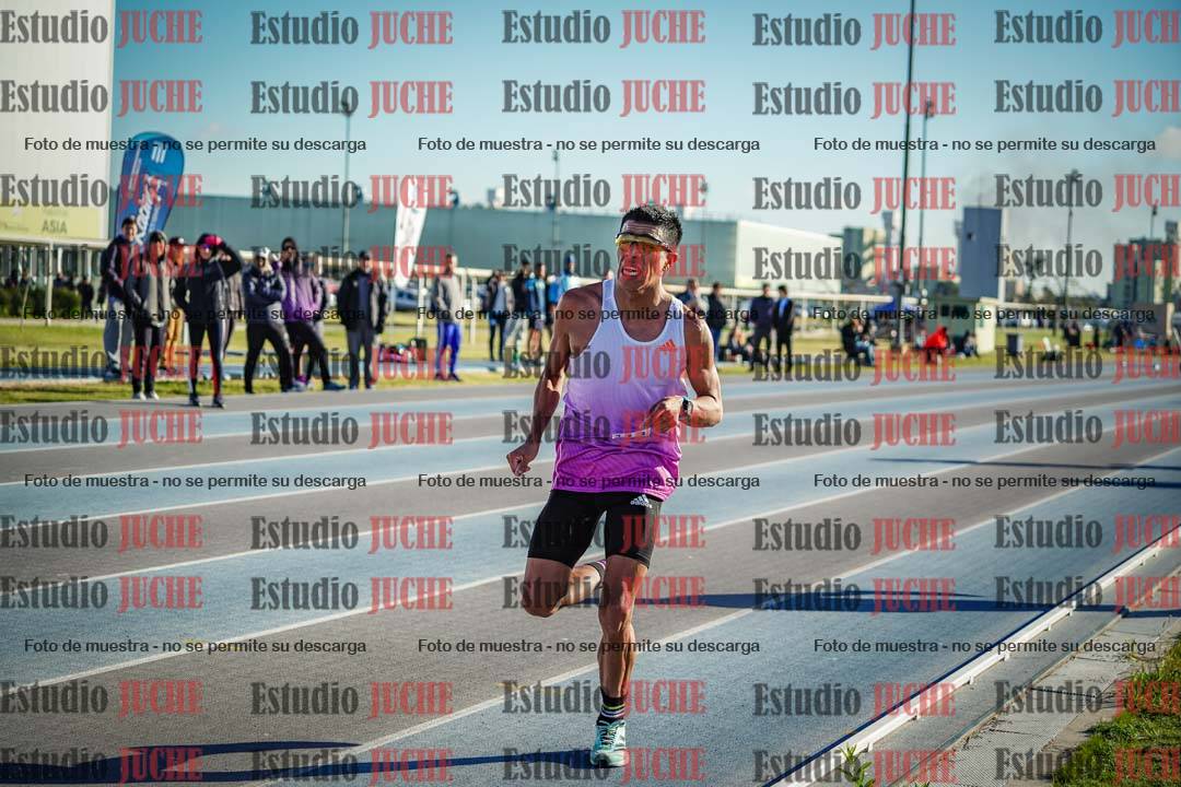 Fotos del desafío de la hora y 20km de mujeres y varones