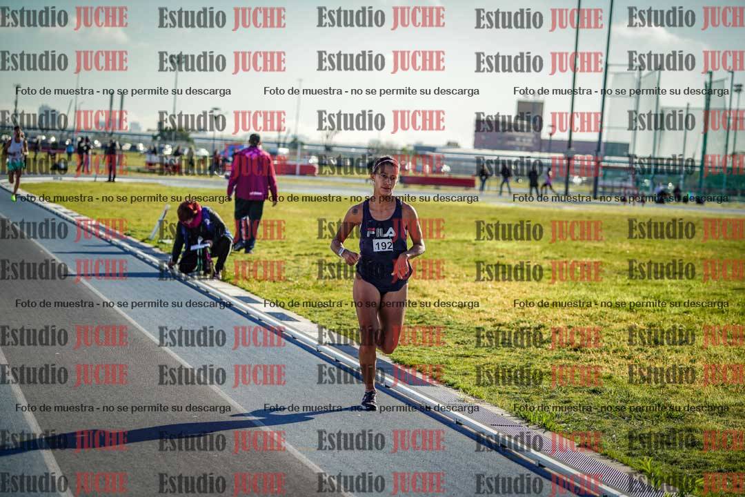 Fotos del desafío de la hora y 20km de mujeres y varones