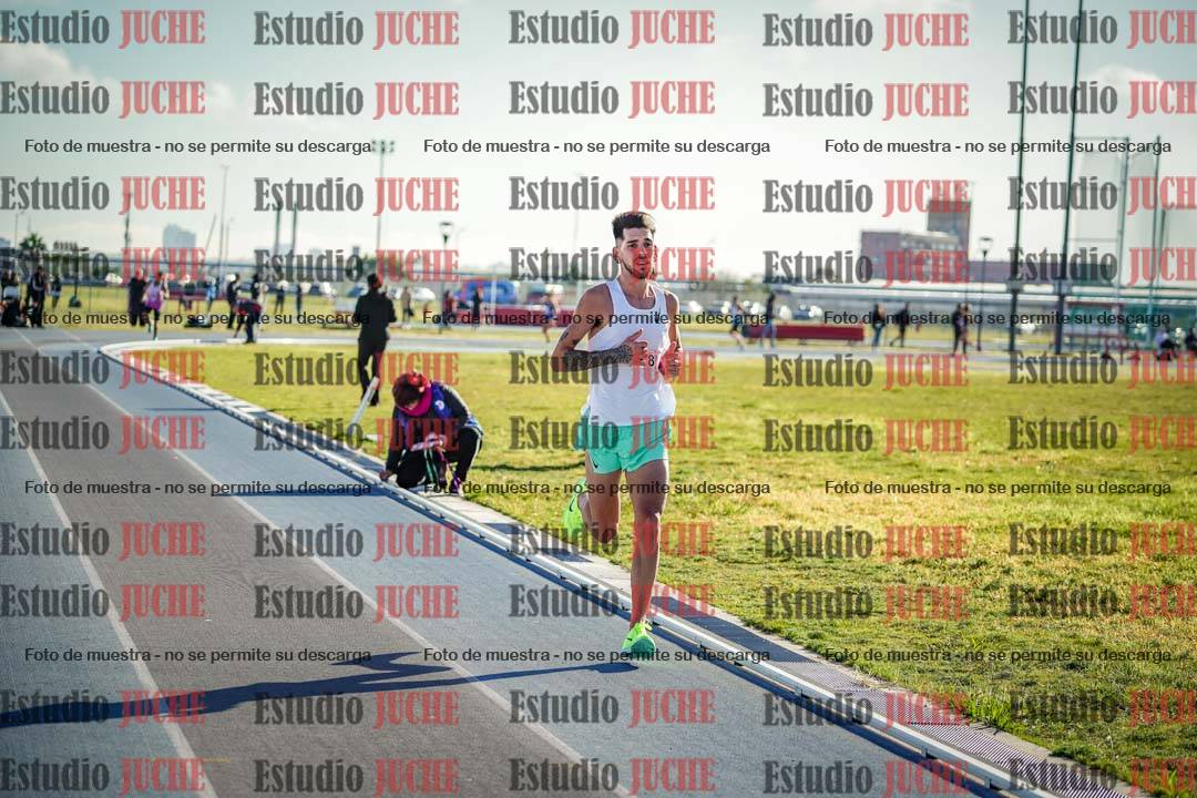 Fotos del desafío de la hora y 20km de mujeres y varones