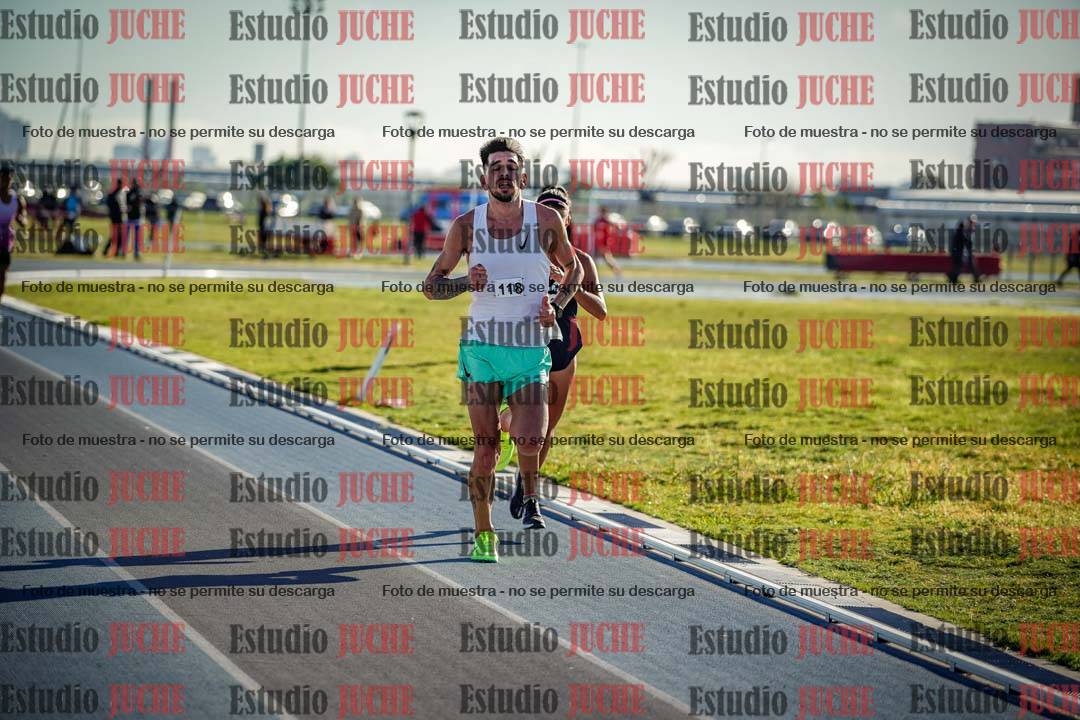 Fotos del desafío de la hora y 20km de mujeres y varones