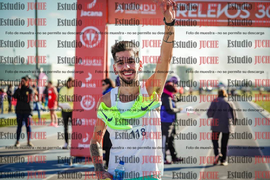 Fotos del desafío de la hora y 20km de mujeres y varones