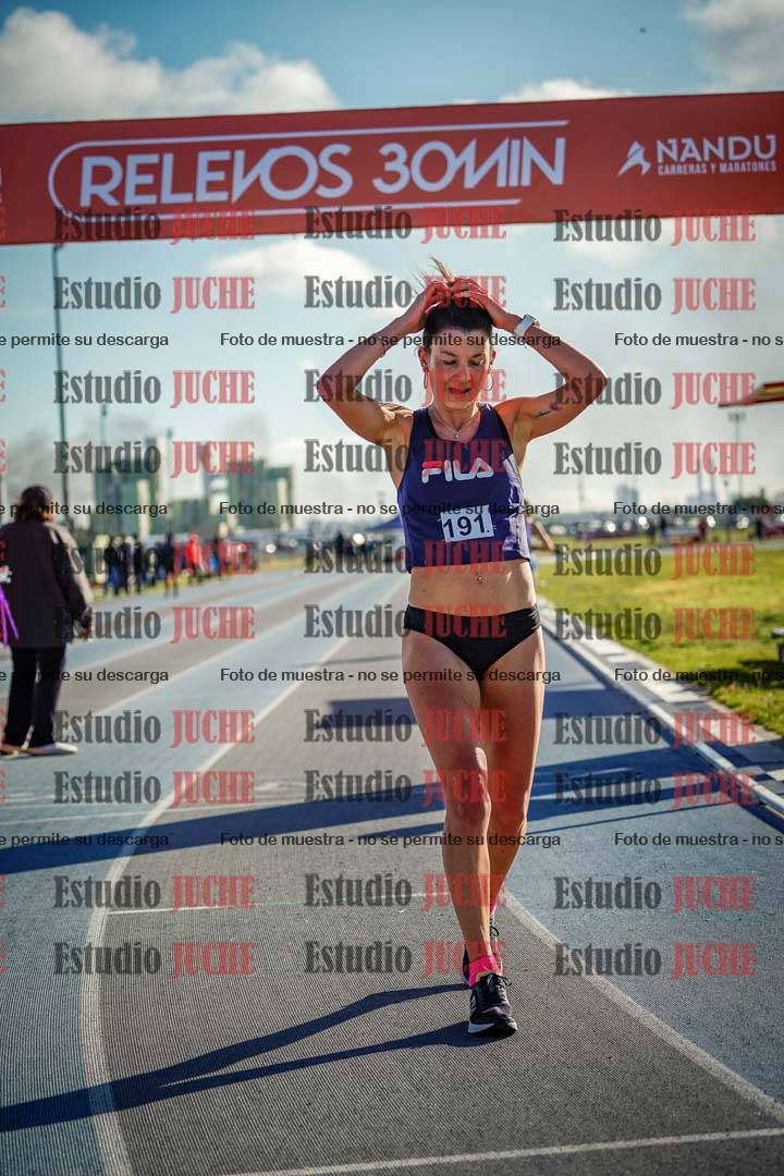 Fotos del desafío de la hora y 20km de mujeres y varones
