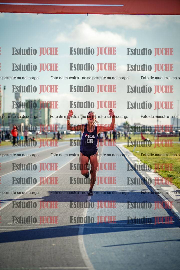 Fotos del desafío de la hora y 20km de mujeres y varones