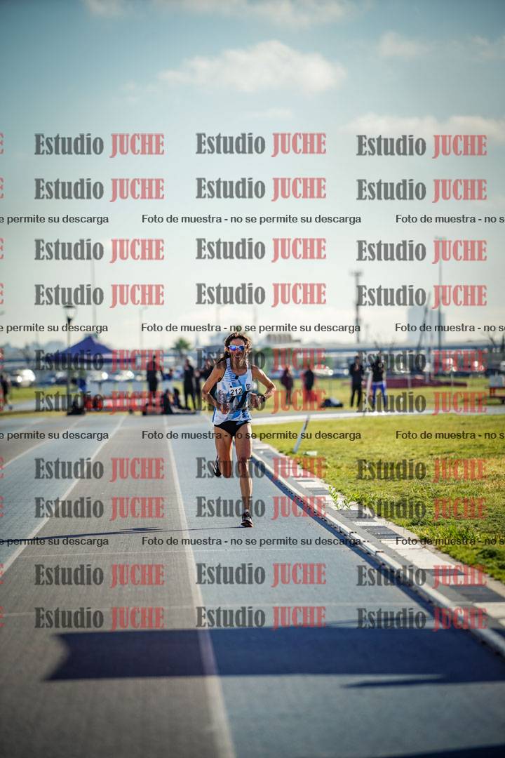 Fotos del desafío de la hora y 20km de mujeres y varones