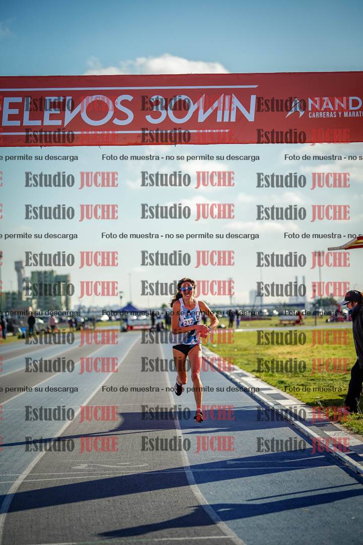Fotos del desafío de la hora y 20km de mujeres y varones