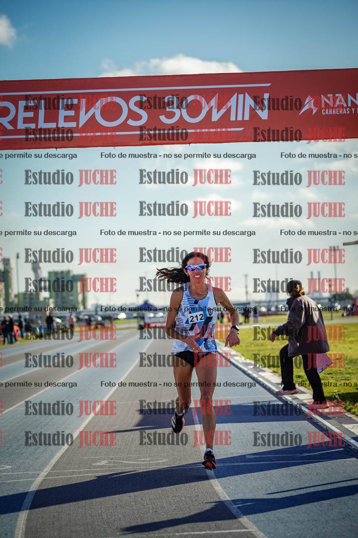 Fotos del desafío de la hora y 20km de mujeres y varones