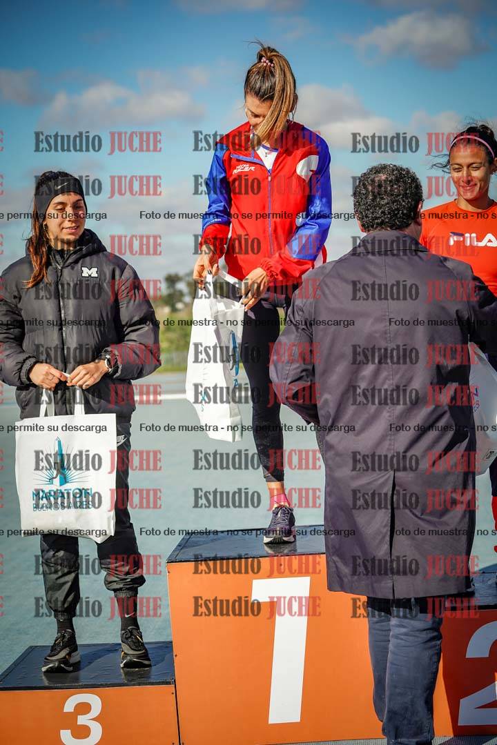 Fotos de algunos podios y extras del evento