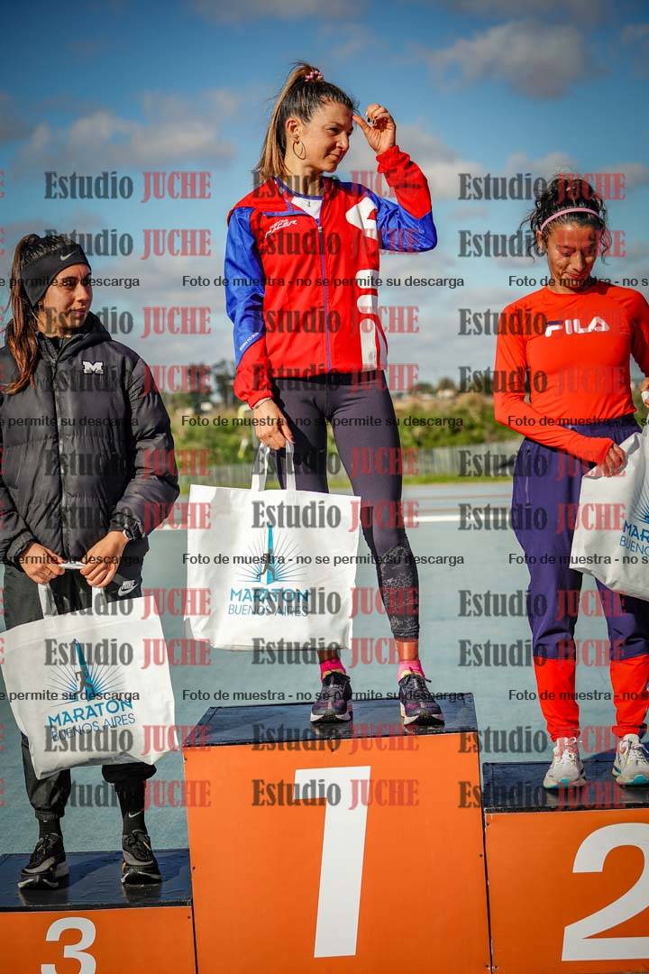 Fotos de algunos podios y extras del evento