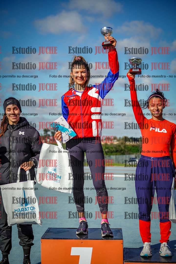 Fotos de algunos podios y extras del evento