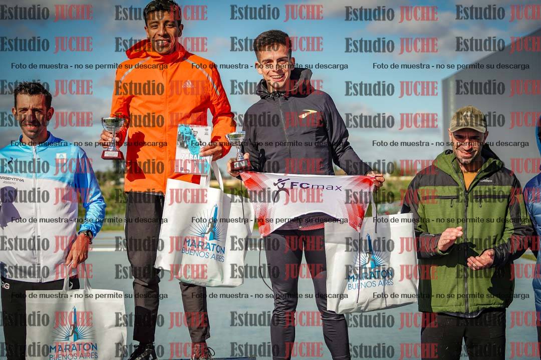 Fotos de algunos podios y extras del evento
