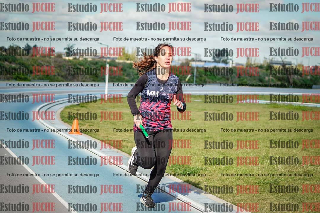 Fotos de los Relevos Jacana para running teams - serie 1