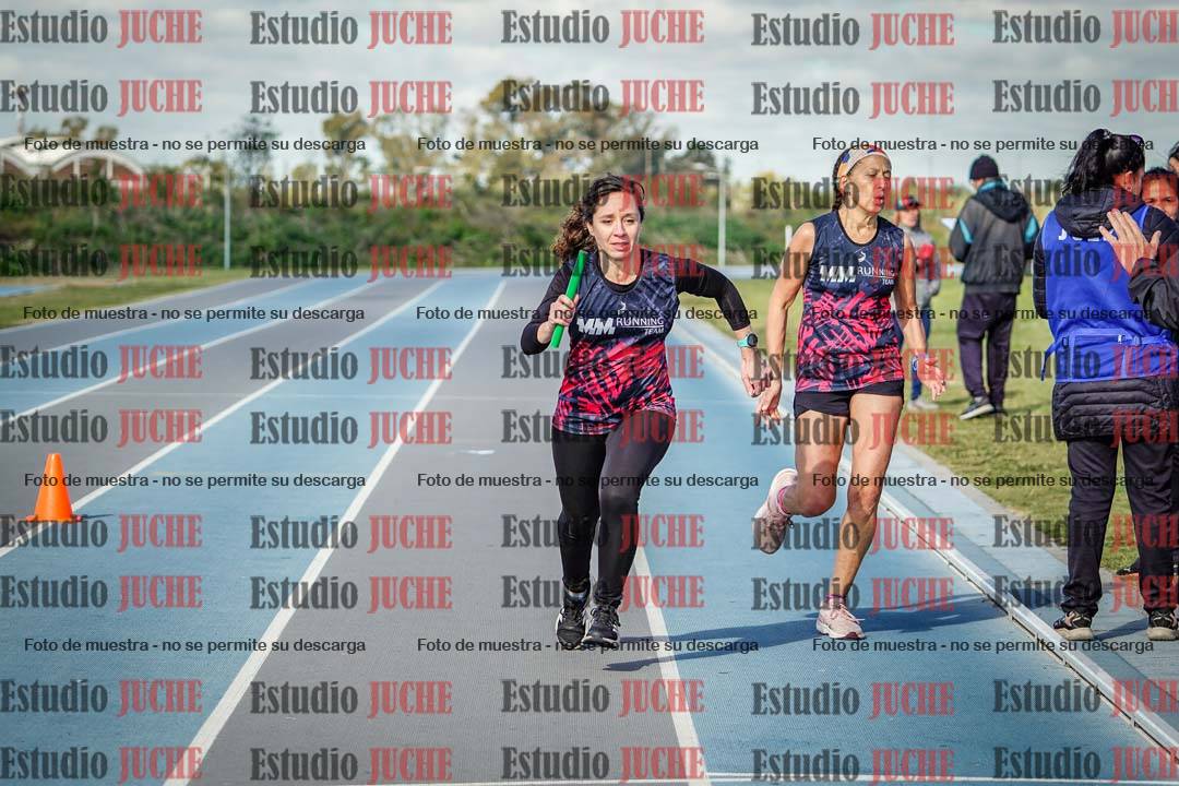 Fotos de los Relevos Jacana para running teams - serie 1