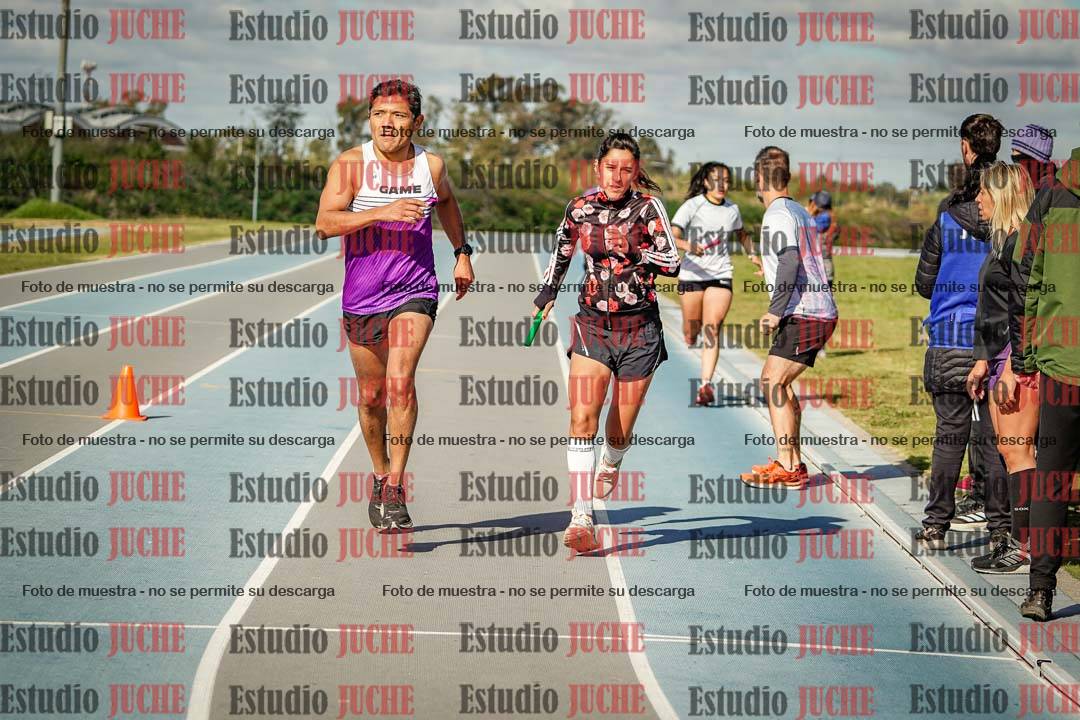 Fotos de los Relevos Jacana para running teams - serie 1