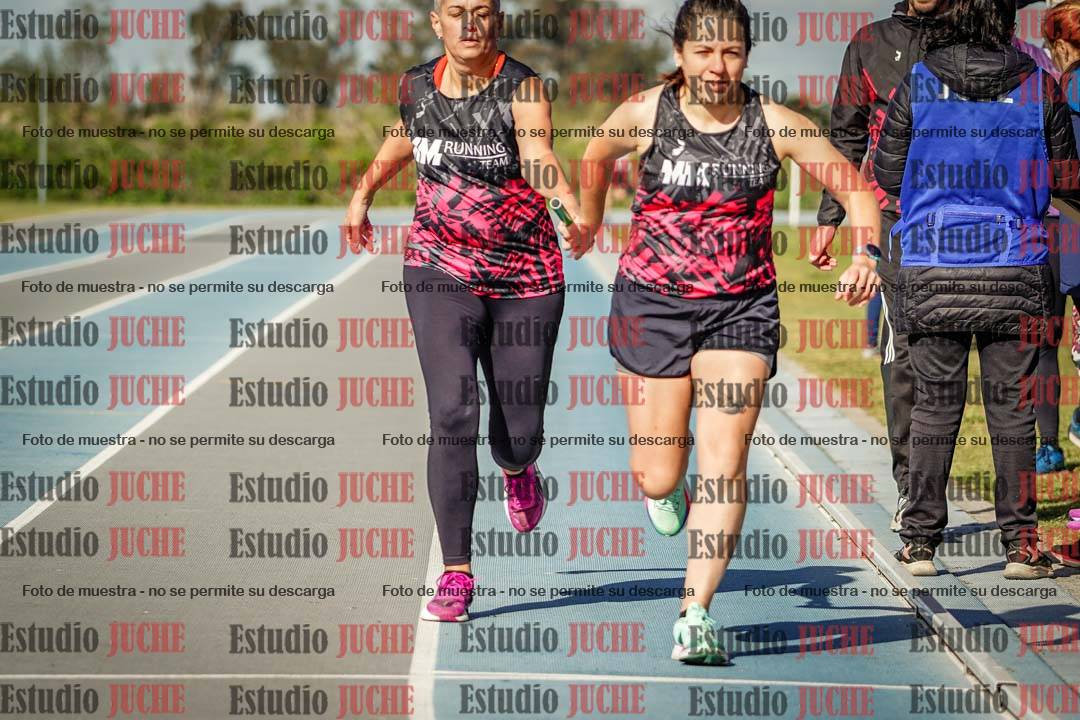 Fotos de los Relevos Jacana para running teams - serie 1