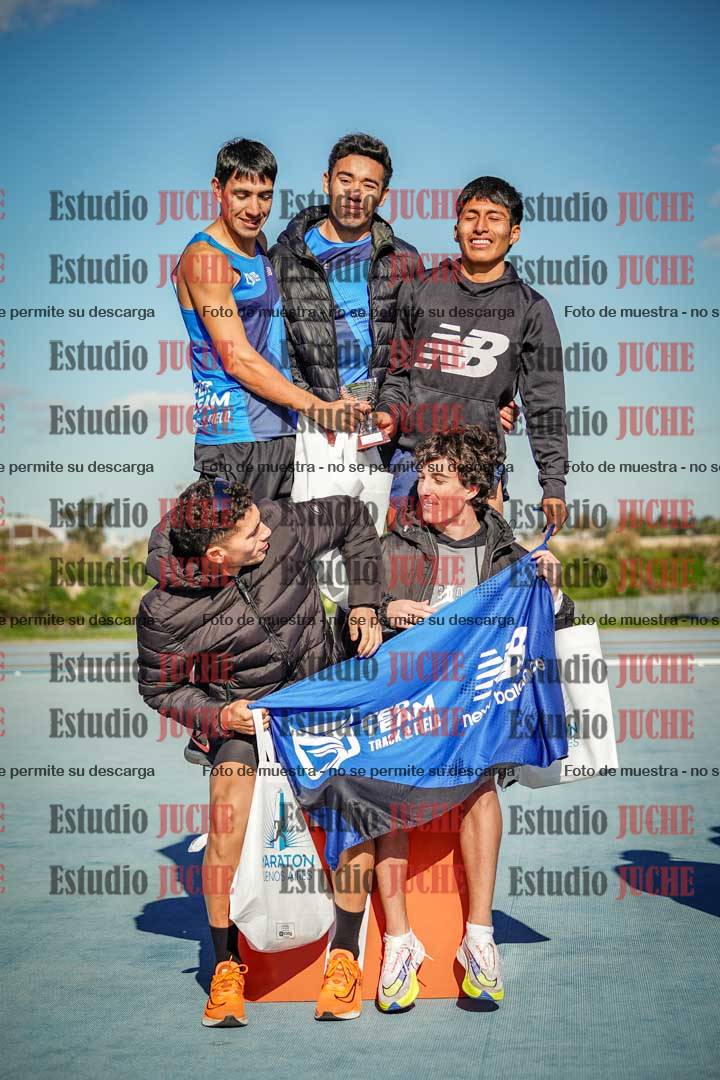 Fotos de algunos podios y extras del evento
