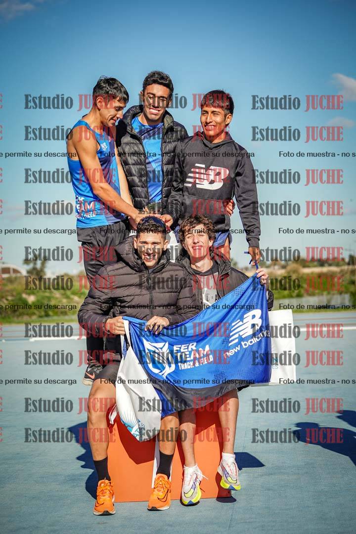 Fotos de algunos podios y extras del evento