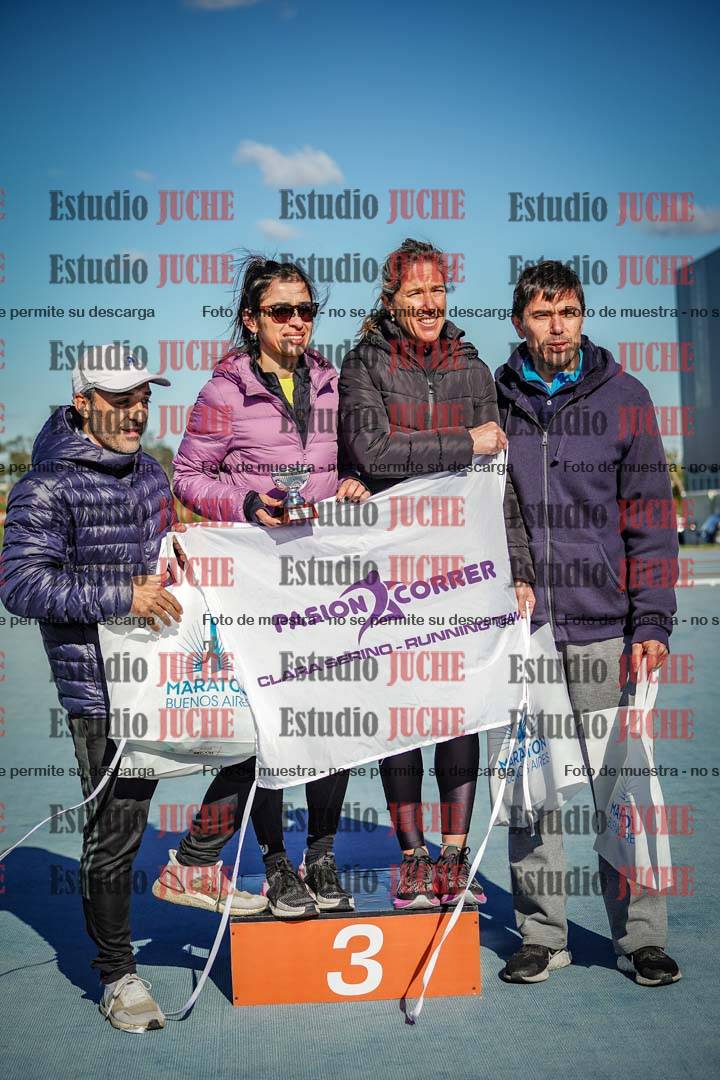 Fotos de algunos podios y extras del evento