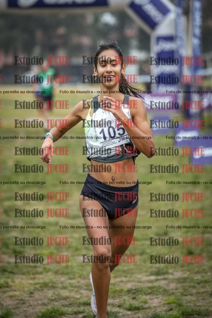 Fotos de la llegada del cross de 4000 m - mujeres y varones