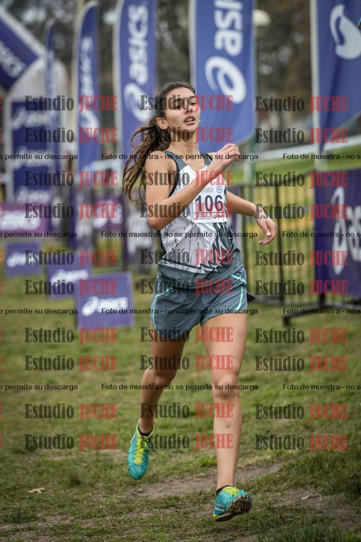 Fotos de la llegada del cross de 4000 m - mujeres y varones