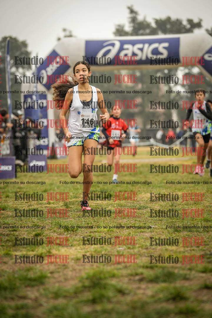 Fotos de la llegada del cross de 1000 m