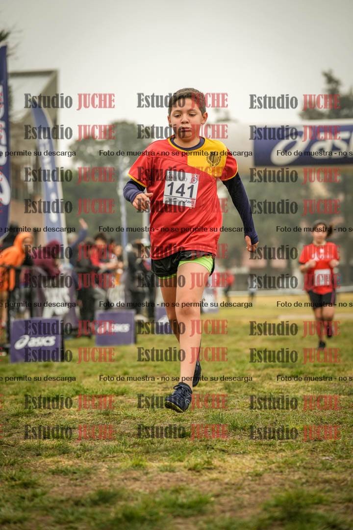 Fotos de la llegada del cross de 1000 m